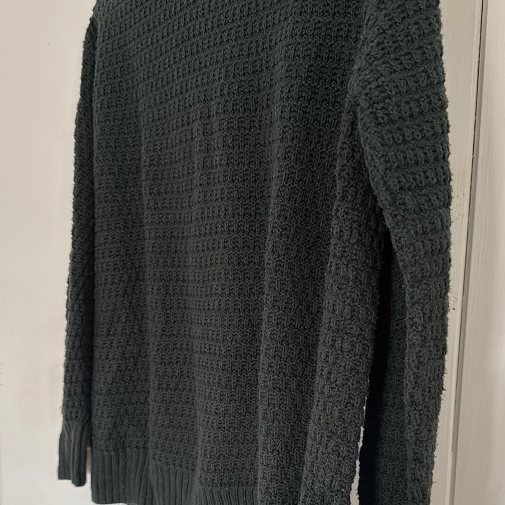 Old Navy Green Crewneck Sweater with Cozy Texture